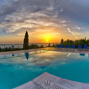 Vrionis Panoramic Sunset Апартаменты